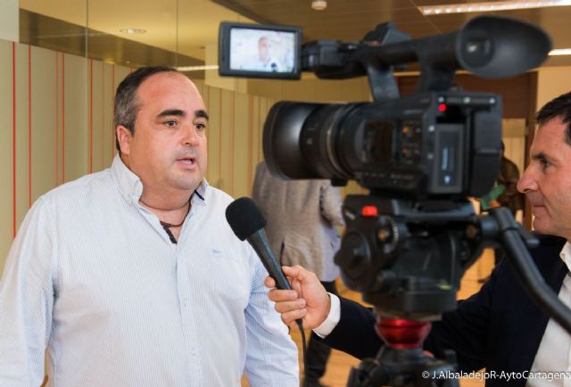 Setenta y una asociaciones de vecinos seran subvencionadas con unos 207 mil euros