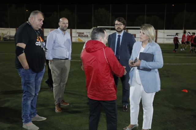 El Ayuntamiento trabaja en adecuar el estadio del CD Algar para disputar el partido de Copa del Rey