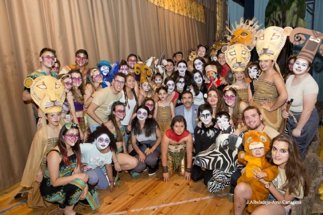 El musical Hakuna Matata llevo al Rey Leon a los Salesianos