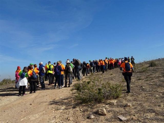 Servicios Sociales pone en marcha la nueva edicion del programa de Senderismo Senior con un viaje a las canteras romanas