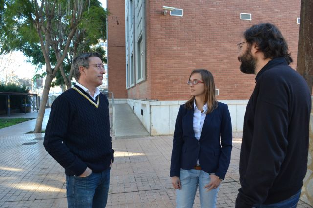 Una albaceteña estudiante en la UPCT gana un premio nacional por un trabajo que integra las renovables en el sistema eléctrico