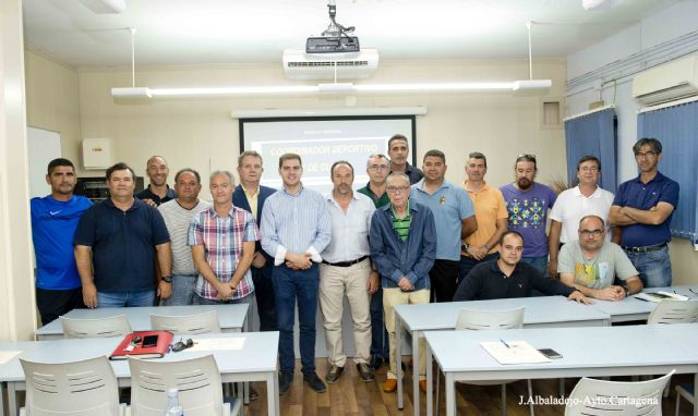 Los nuevos coordinadores deportivos reciben sus diplomas