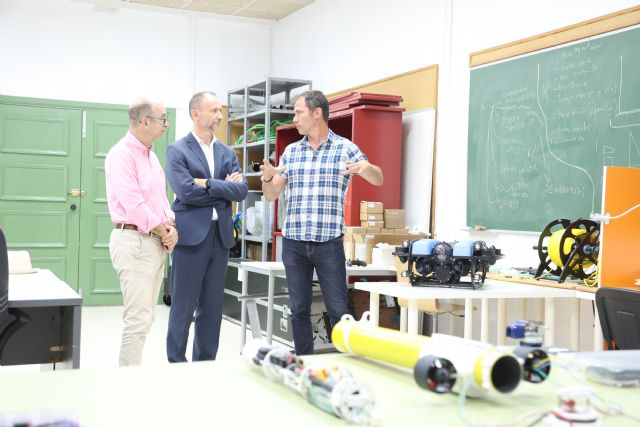 La UPCT presenta su Taller de Innovación y Tecnologías Oceánicas para diseños y prototipos marinos