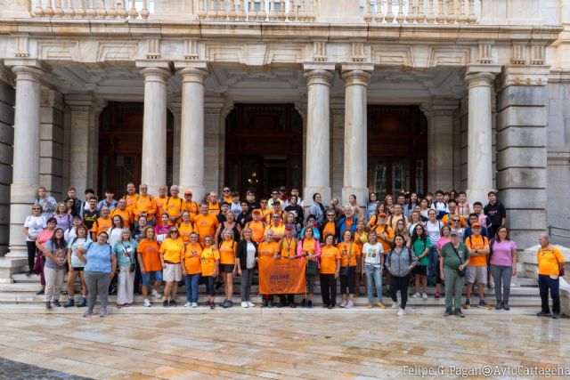 Cartagena celebra una marcha intergeneracional para activar a jóvenes y mayores