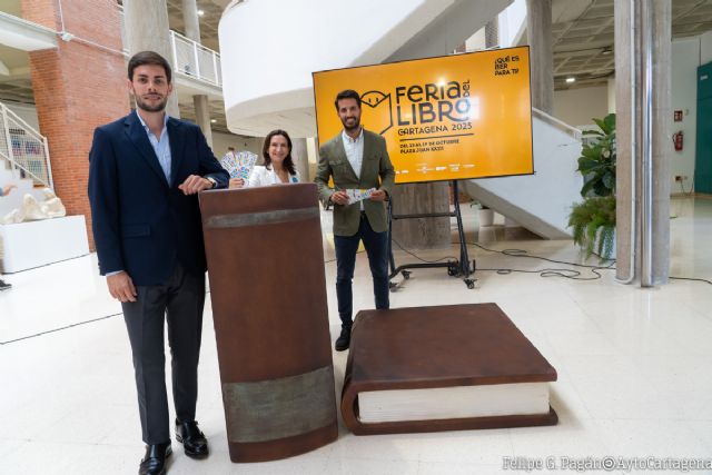 Javier Cercas, Juan Gómez Jurado o Inma Rubiales, entre los autores protagonistas de la Feria del Libro de Cartagena