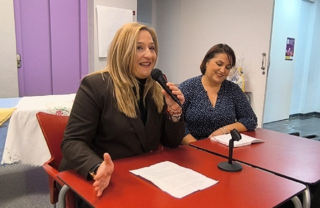 Miranda homenajea a Anita ‘la bordadora’ con la exposición ‘Hilos que cuentan historias’