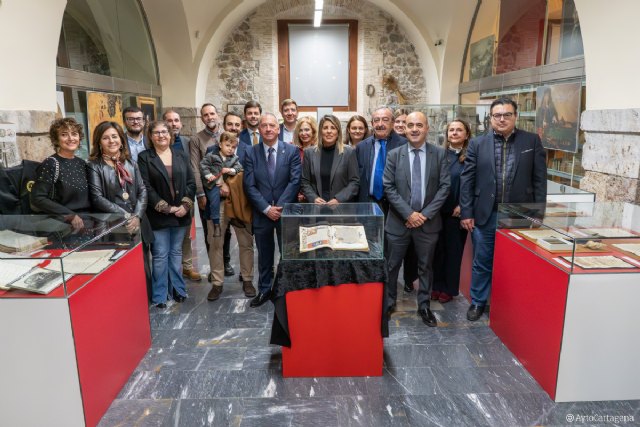 Una exposición del Archivo Municipal recoge ocho siglos de justicia en Cartagena a través de documentos históricos