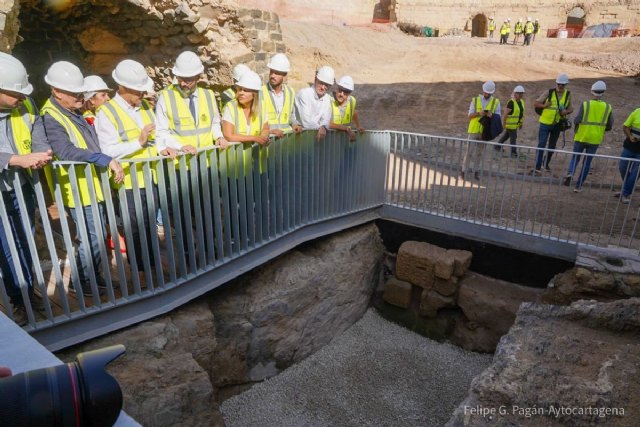 Afloran en el anfiteatro estructuras monumentales que podrán verse en el primer trimestre de 2026