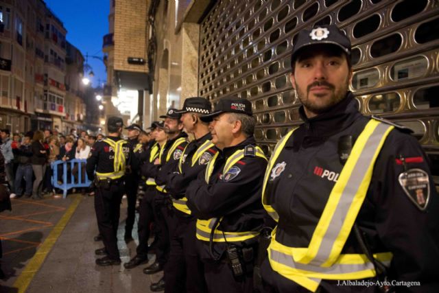 La coordinación policial reforzó la seguridad en unas procesiones sin incidentes