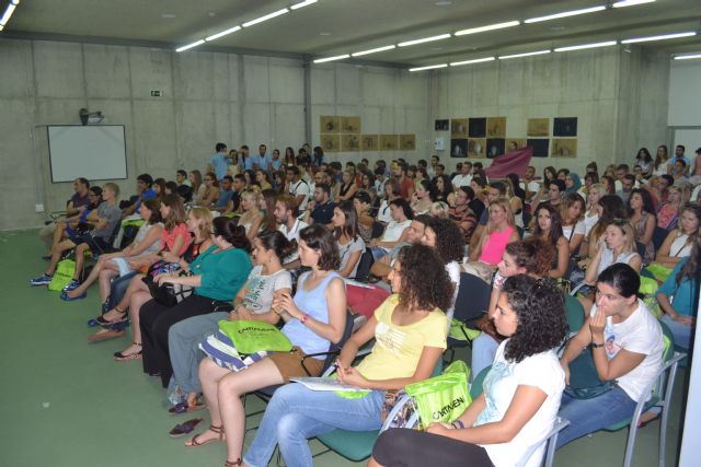 La UPCT da la bienvenida a 120 alumnos extranjeros