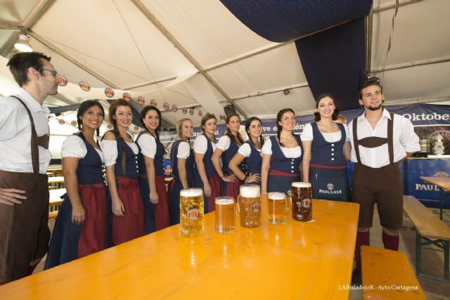 La mejor cerveza y gastronomía alemana ya están en el puerto con la Oktoberfest
