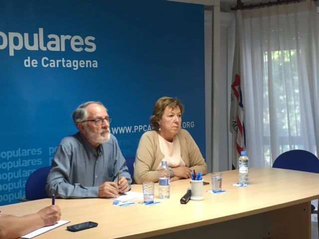 La Junta Directiva del PP aplaude los 20 años de Pilar Barreiro al frente del Ayuntamiento de Cartagena