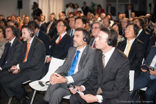López y Castejón asisten a la inauguración de la planta de Ilboc en Cartagena