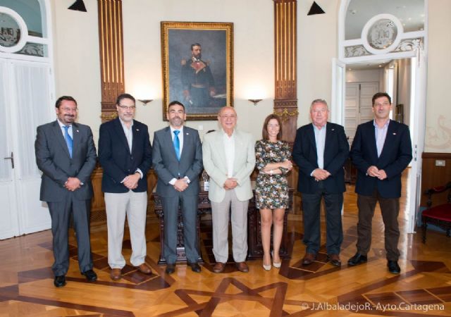 El alcalde conoce la hoja de ruta marcada por la Plataforma por la Biprovincialidad para la restitución de la provincia de Cartagena