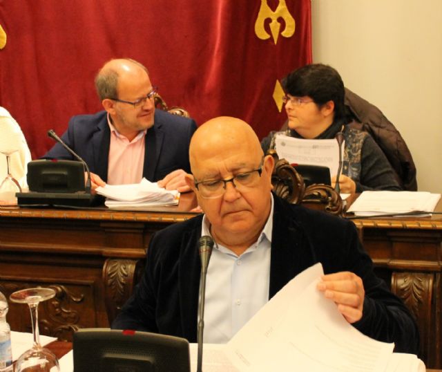 El alcalde de Cartagena se disculpa y retracta en un Pleno marcado por la aprobación de unos presupuestos raquíticos