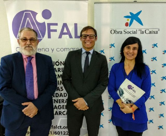 Afal recibe de CaixaBank una subvención de 3.000 euros para la renovación de equipos informáticos