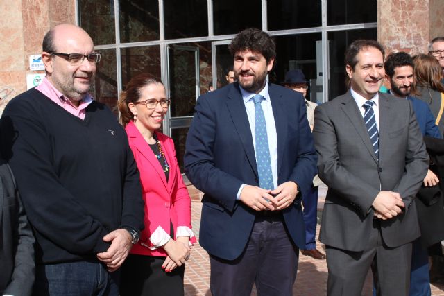 El presidente de la Comunidad inaugura en Cartagena la nueva sede de la Central Sindical Independiente y de Funcionarios (CSIF)