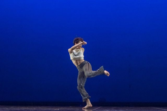 Un homenaje a las víctimas de la pandemia centran una jornada dedicada a la danza contemporánea en Mucho Más Mayo