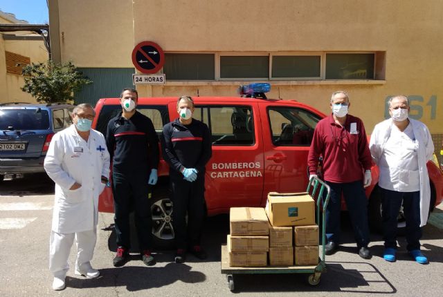 Posadas de España y Hotel Manolo donan 1.500 gorros de baño para uso sanitario