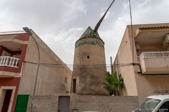 Patrimonio rehabilita el molino de viento de El Algar