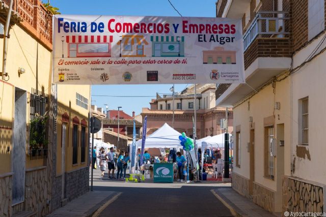El Algar celebó su III Feria del Comercio con casetas, concursos y degustación de productos