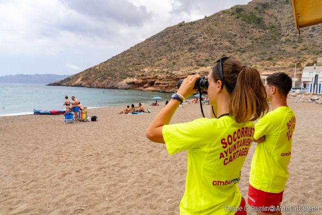 En marcha los 26 puestos de salvamento en las playas cartageneras