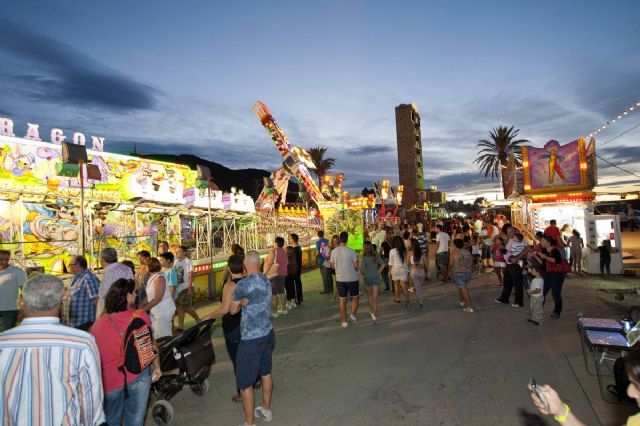 Sí Cartagena recuerda que los tickets gratuitos que aportan los feriantes durante las fiestas deben distribuirse desde servicio sociales