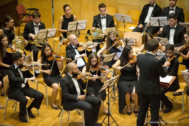 La Joven Orquesta Sinfonica de Cartagena interpretara su primer concierto de Navidad
