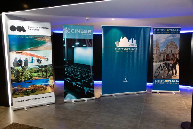 Cartagena se presenta en pantalla de cine como destino de congresos