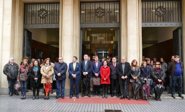 El Ayuntamiento de Cartagena guarda un minuto de silencio en señal de luto y solidaridad con Bruselas