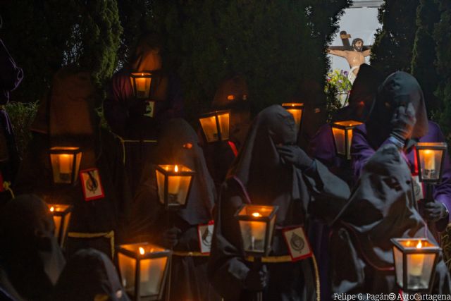 La primera procesión de la Semana Santa española ya ha recorrido las calles de Cartagena