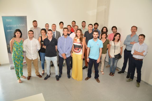 Una quincena de becarios Talentum Startups de la cátedra Telefónica-UPCT compiten con ideas innovadora de negocio