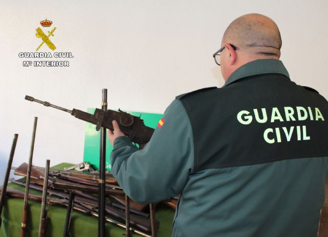 La Guardia Civil se incauta de miles de piezas arqueológicas, armas, munición y objetos protegidos por el convenio CITES