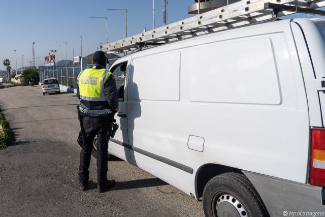 La Policía Local de Cartagena se suma a la Campaña Especial de vigilancia y control de furgonetas de la DGT