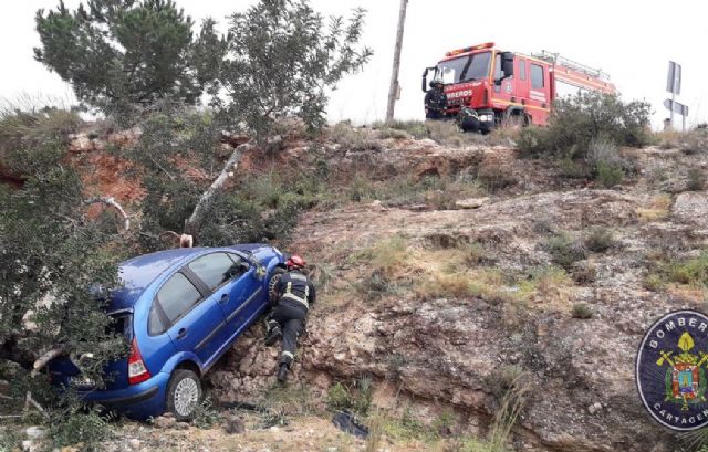 Dos heridos leves en un accidente en las Cuestas del Cedacero