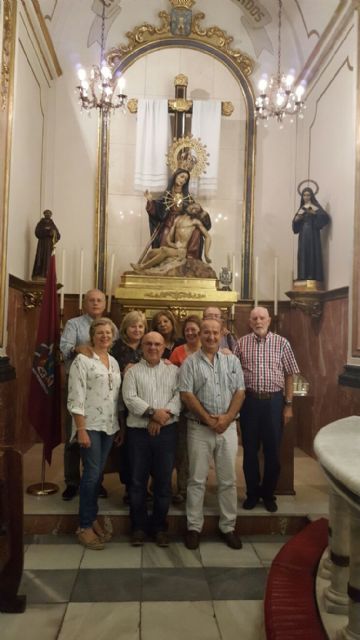 Un grupo de Cartageneros han visitado hoy viernes a la colonia de cartageneros de Valencia