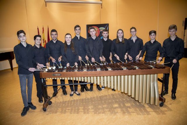 Los once finalistas de la modalidad de Percusión de Entre Cuerdas y Metales hacen brillar su maestría