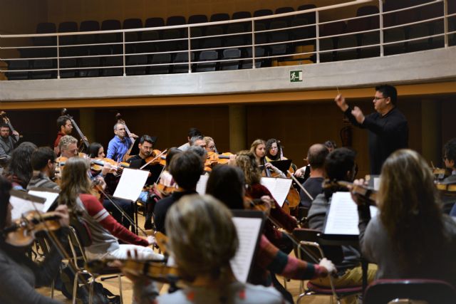 La Orquesta Sinfónica de Cartagena estrena imagen y etapa con un concierto extraordinario en el Batel
