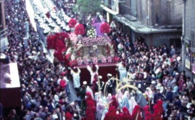 El Ayuntamiento de Cartagena colabora en la restauracion y difusion de la pelicula Cartagena y su Semana Santa 1976-77