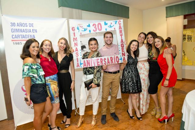 Una cena de gala puso la guinda a la celebracion del 30 aniversario de la Gimnasia en Cartagena