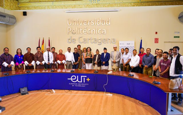 Universidades de Nepal y Bután se forman en la UPCT en nuevas metodologías docentes
