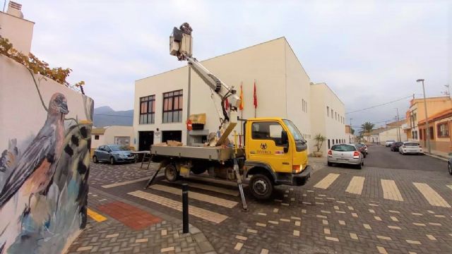 El Ayuntamiento instala 50 nuevos puntos de luz en la diputación de Alumbres