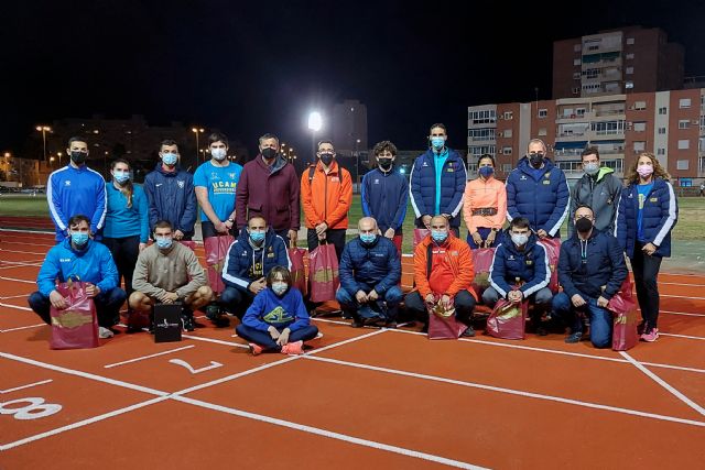 El UCAM Atletismo Cartagena y el club Atletismo Elcano renuevan su estructura técnica