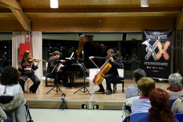 El trio Bacarisse homenajeo a Granados dentro del programa de Entre Cuerdas y Metales