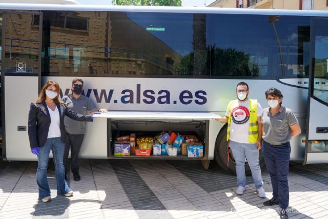 Los empleados de ALSA donan más de 1.000 kilos de alimentos al Operativo de Emergencia Social