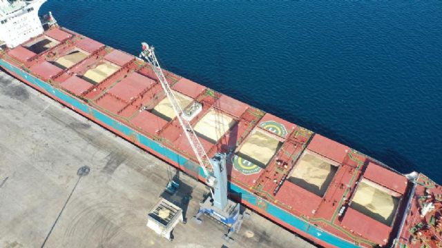 El Puerto de Cartagena recibe al buque de cereal más grande de su historia con 115.000 toneladas