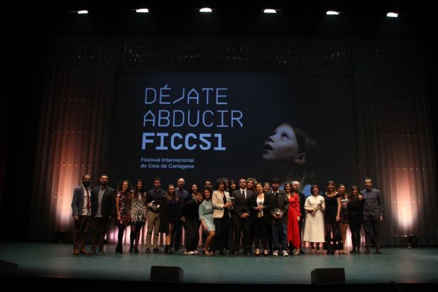 El FICC clausura su 51 edición con una gala multitudinaria en El Batel
