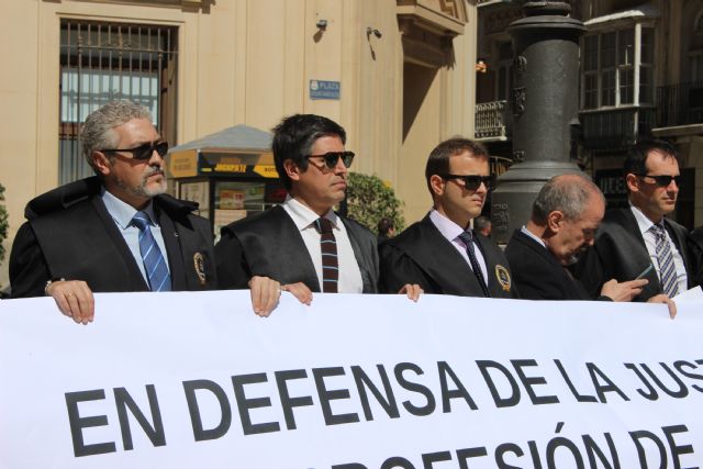 MC Cartagena propicia la unanimidad del Pleno para exigir al Ministerio de Justicia que abone las indemnizaciones pendientes a los abogados del Turno de Oficio
