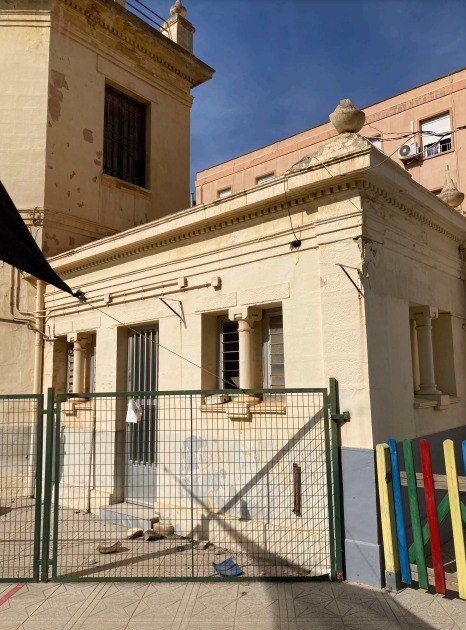 MC: El yugo del Gobierno de Murcia (PP) asfixia a la comunidad educativa de Cartagena
