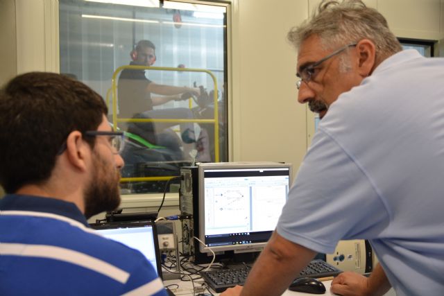 Alumnos de la Politécnica optimizan tubos de escape de Turbokit para que cumplan los límites de emisiones